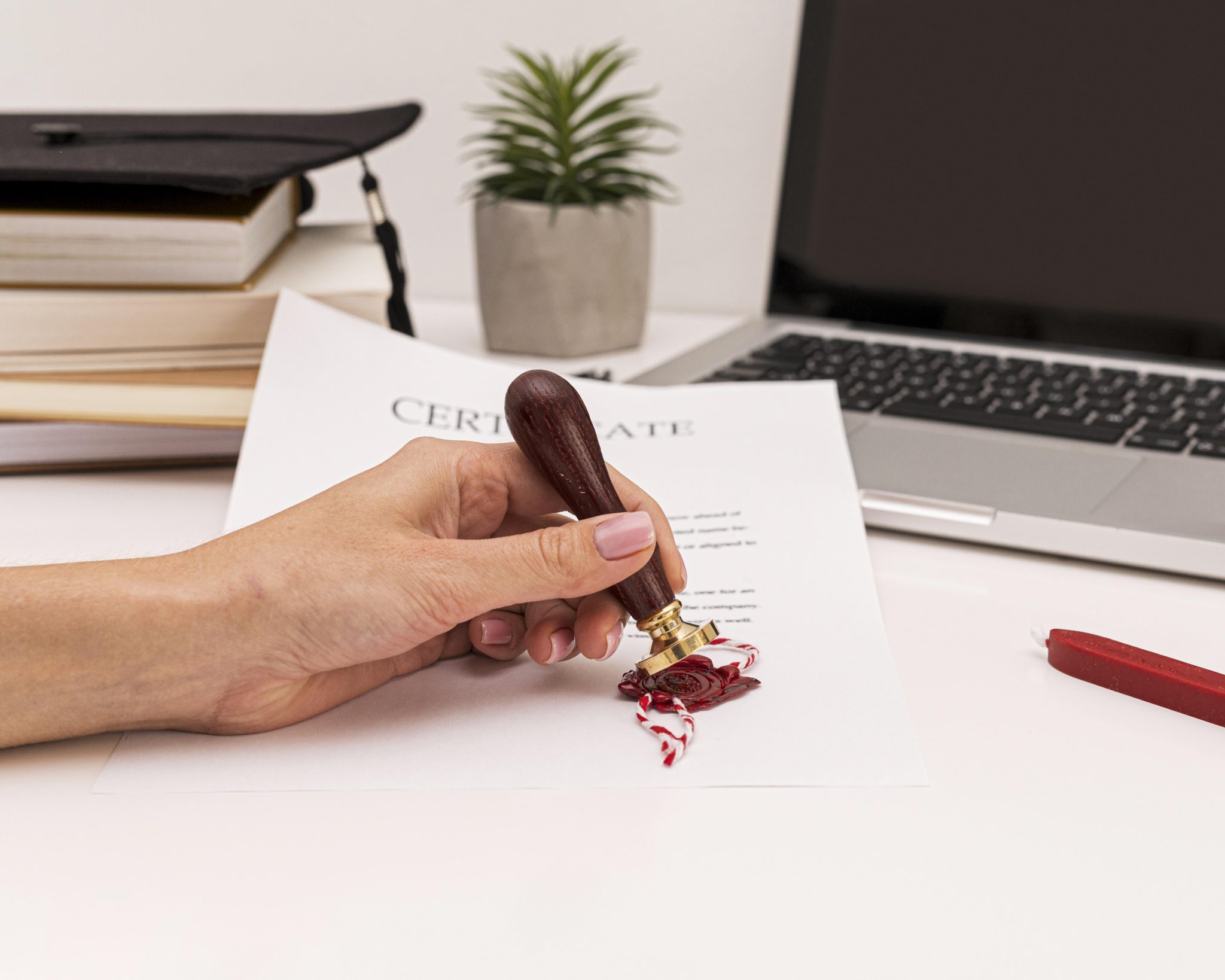 Are you Canadian? Getting your Criminal Record Certificate has never been easier