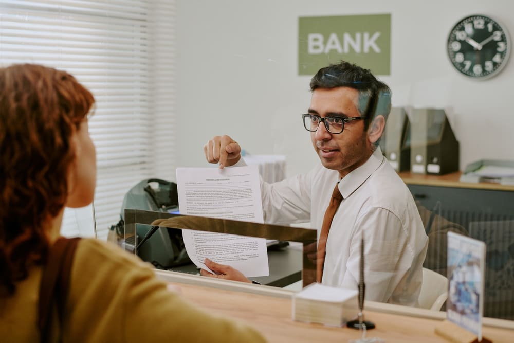 Abrir cuenta bancaria con cédula E en Panamá: requisitos comunes y cómo prepararte