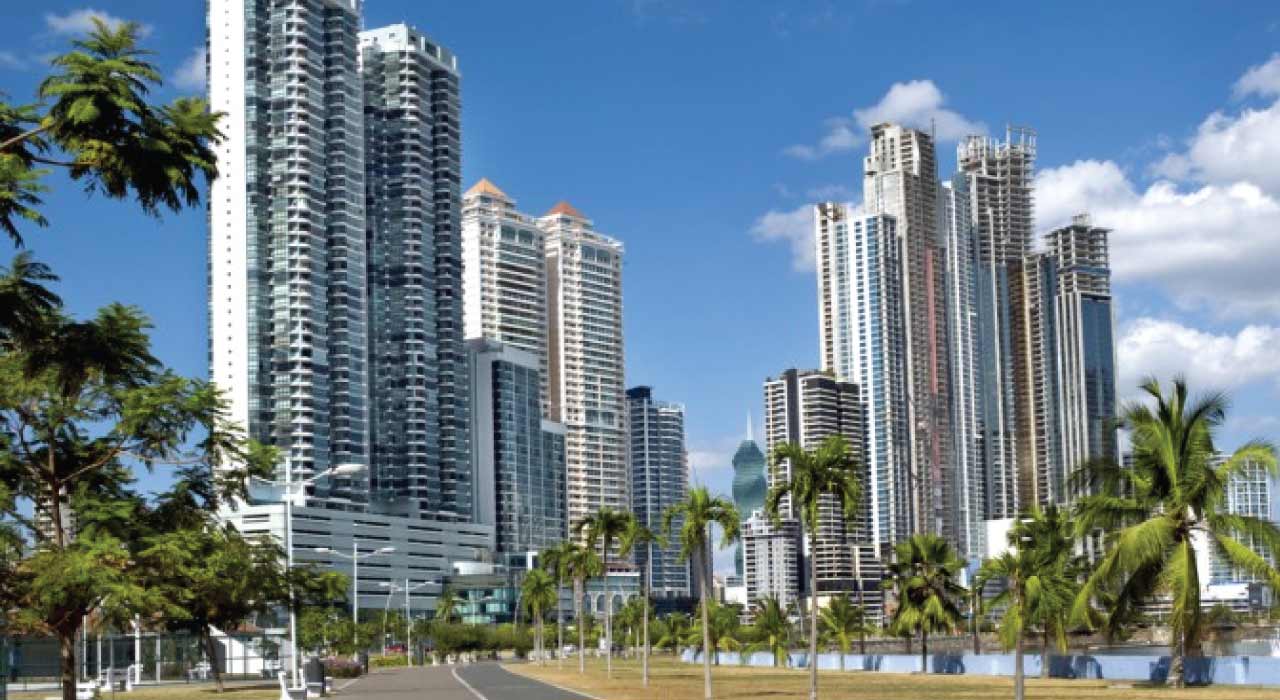 ¿Quieres ser agente de bienes raíces en Panamá?
