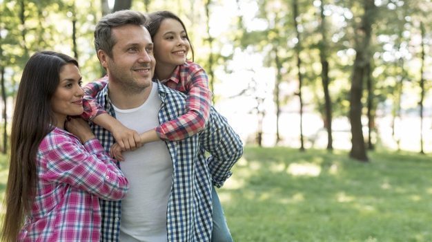 ¿Quieres a tus hijos cerca de ti? Reagrupa a tu familia